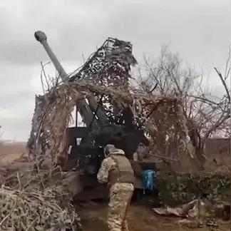 (我要看战机少女)探索战机少女游戏世界，挑战无限可能，体验战斗与友情的交织